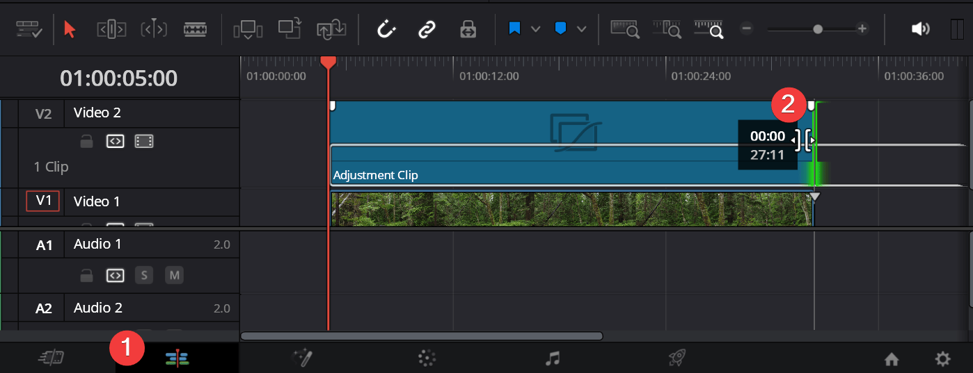 Resizing an adjustment clip.